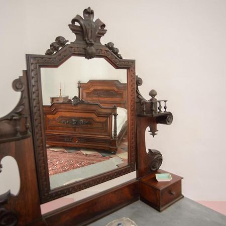 Palazzo Introna Bed & Breakfast Mola di Bari Dış mekan fotoğraf
