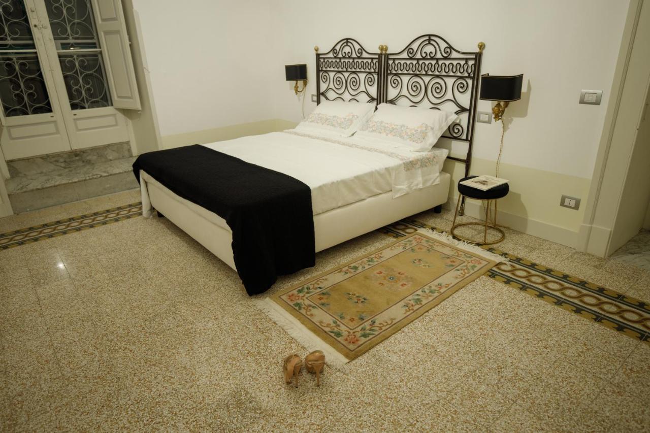 Palazzo Introna Bed & Breakfast Mola di Bari Dış mekan fotoğraf
