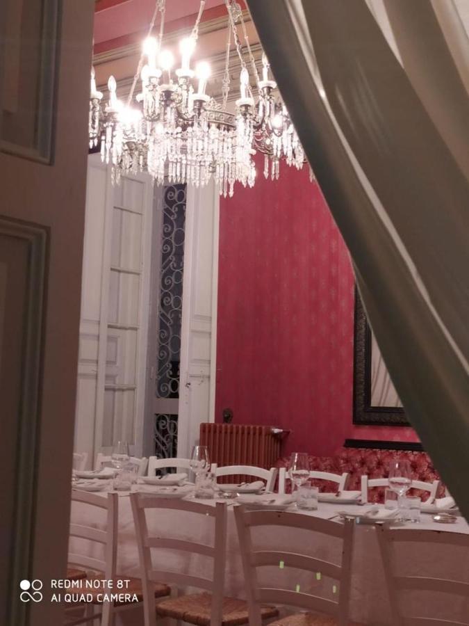 Palazzo Introna Bed & Breakfast Mola di Bari Dış mekan fotoğraf
