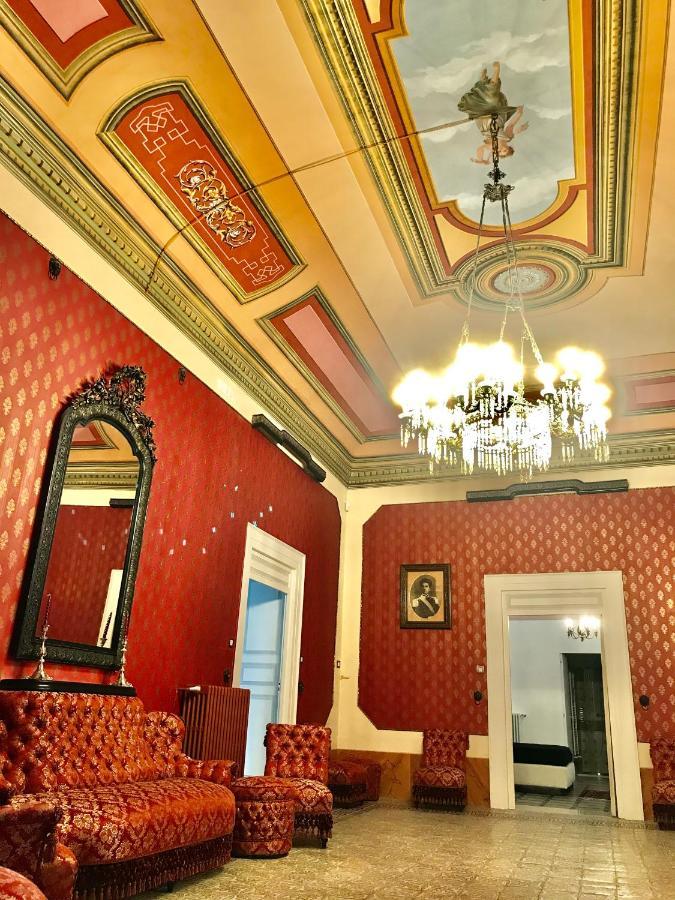 Palazzo Introna Bed & Breakfast Mola di Bari Dış mekan fotoğraf