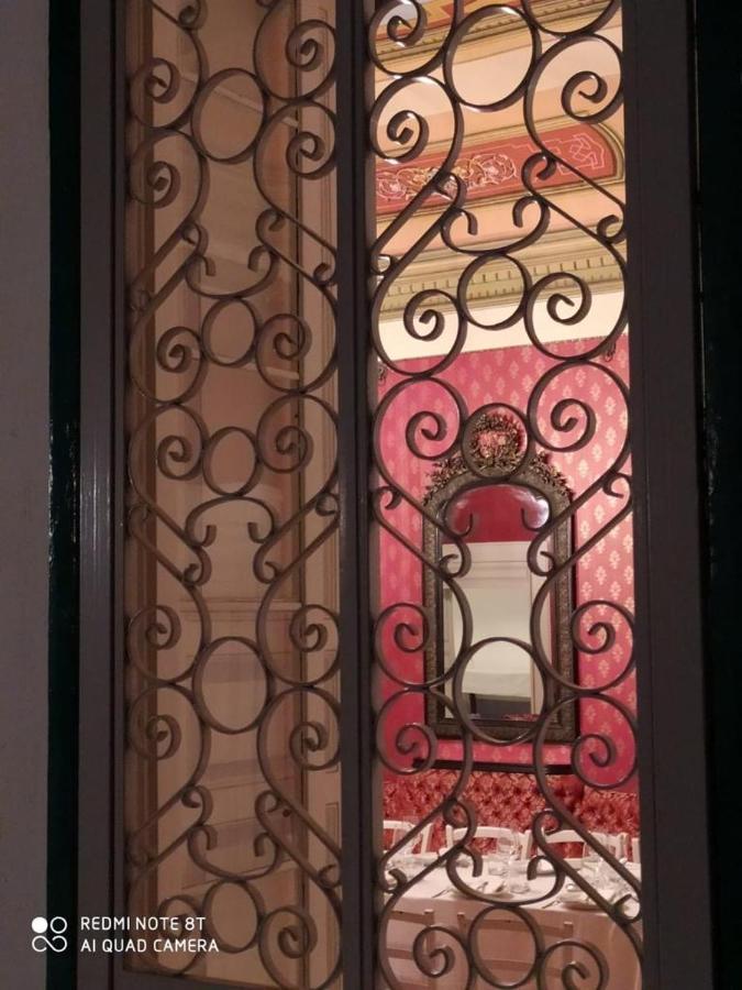 Palazzo Introna Bed & Breakfast Mola di Bari Dış mekan fotoğraf