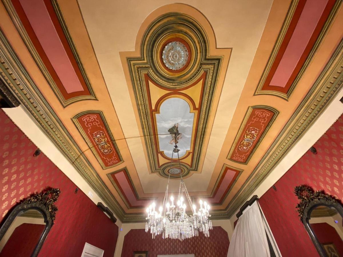 Palazzo Introna Bed & Breakfast Mola di Bari Dış mekan fotoğraf